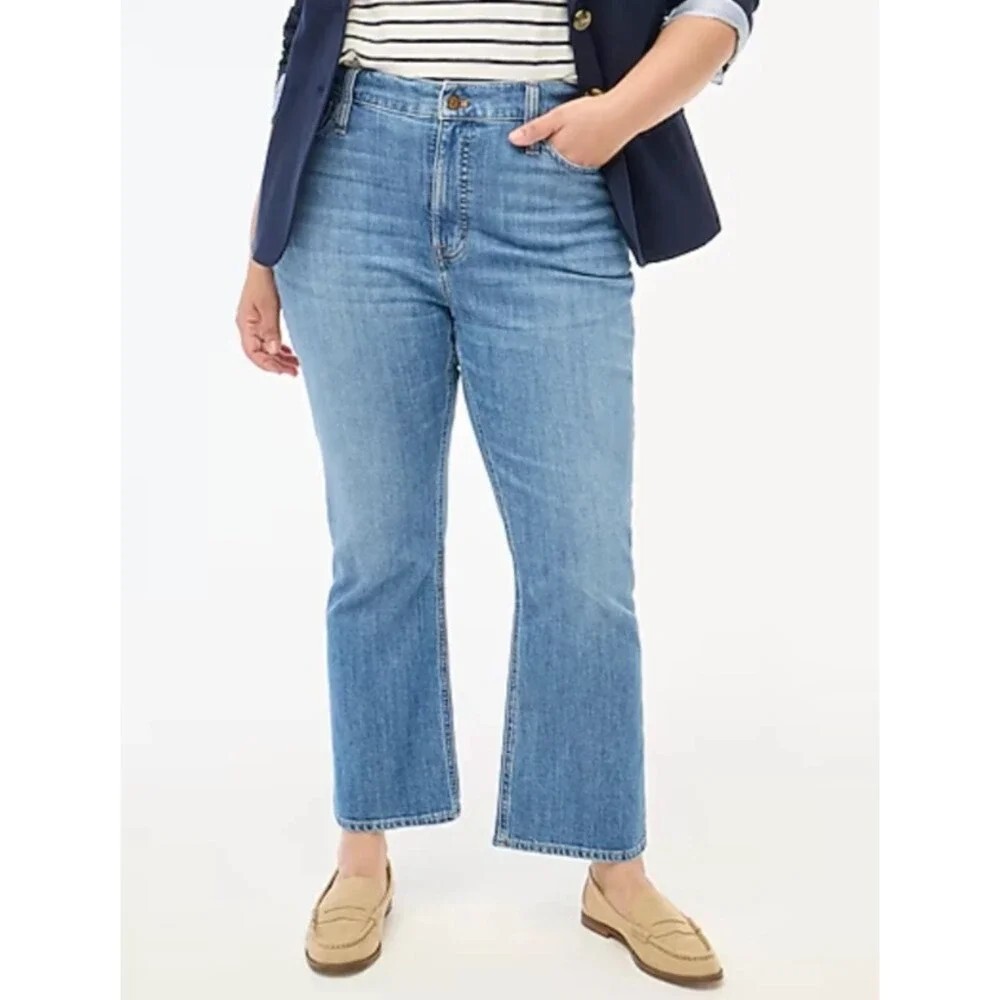 J. Crew Mid Rise Flare Crop Jeans Womens Size 29 Light Wash Blue Denim